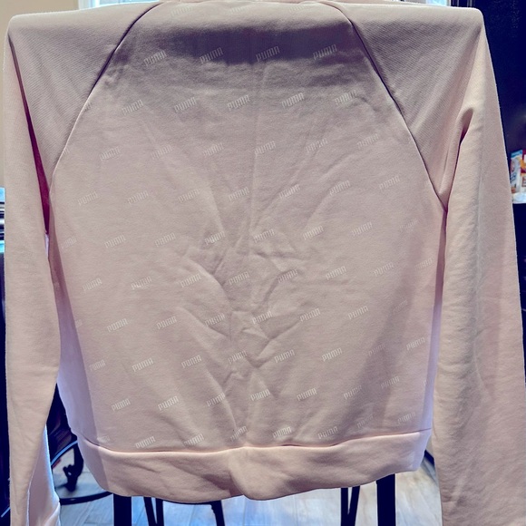 PUMA Activewear Sweatshirt - Medium - Picture 2 of 7
